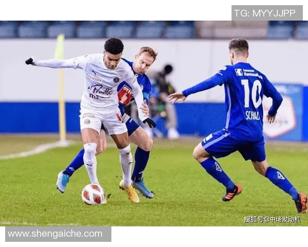 布莱克浦主场迎战威科姆期待精彩对决与胜利的较量