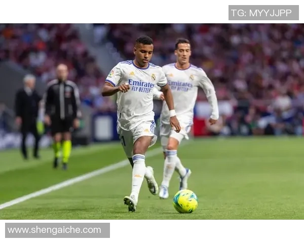 塞维利亚宣布续约主队核心后卫恩尼里克，为球队稳固中后防线