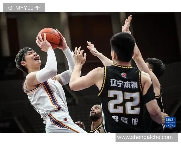 辽宁冲击十冠路再掀高潮，季后赛再胜上海豪取三连胜