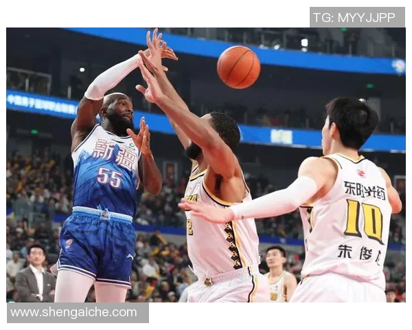 新疆对阵广厦精彩直播全程回顾与赛后分析尽在这里