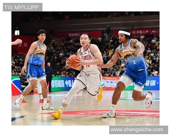 广东队与新疆队激战第31轮争夺季后赛席位的关键之战