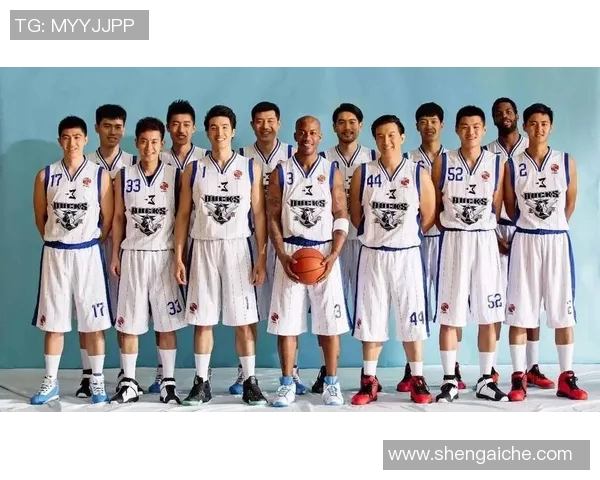 马布里身高对职业生涯的影响与篮球运动员的身高优势探讨