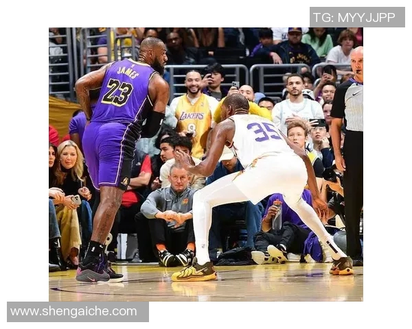 湖人对决国王精彩回顾12月31日比赛亮点与精彩瞬间分析